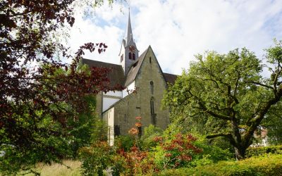 Malerarbeiten an historischen Mauern